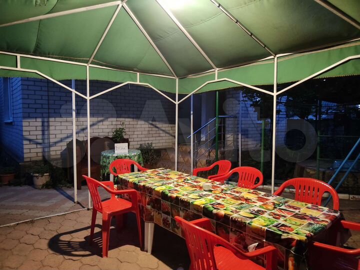 Дом 200 м² на участке 2 сот.