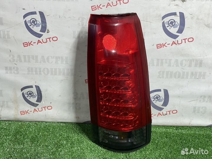 Задние фонари Chevrolet Suburban GMT400