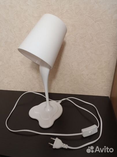 Светильник настольный