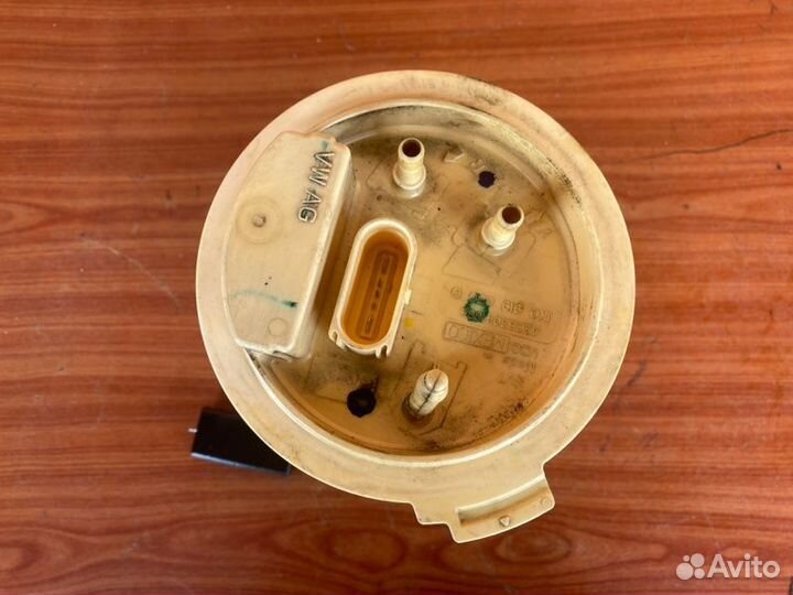 Бензонасос Vw Jetta седан BXE 2006