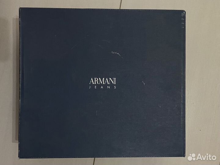 Кроссовки Armani зимние женские