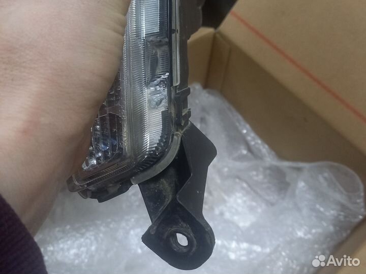 Противотуманная фара kia cerato LED 92201-1M500