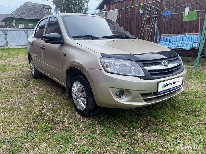 LADA Granta 1.6 МТ, 2013, 118 000 км