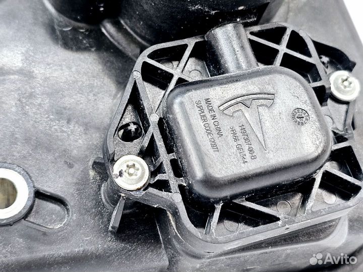 Порт зарядный Tesla Model 3 2023 1490374-10