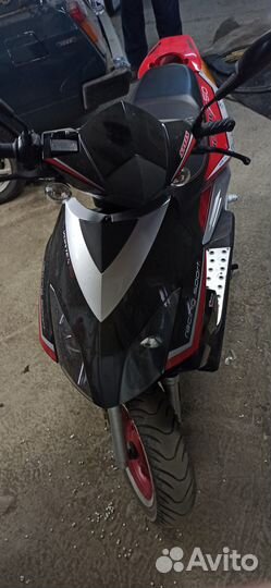 Скутер Vortex 50