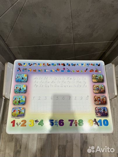 Детский стол и стул