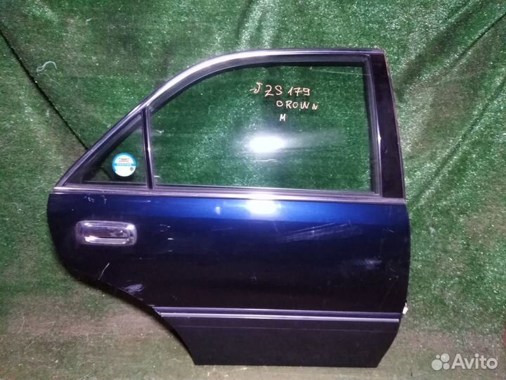Дверь задняя правая Toyota Crown JZS170 Пустая