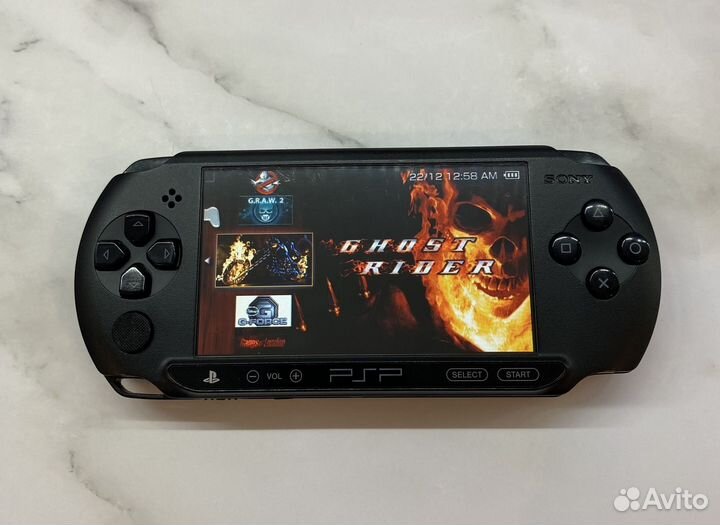 Sony PSP e 1008 прошитая + 120 игр
