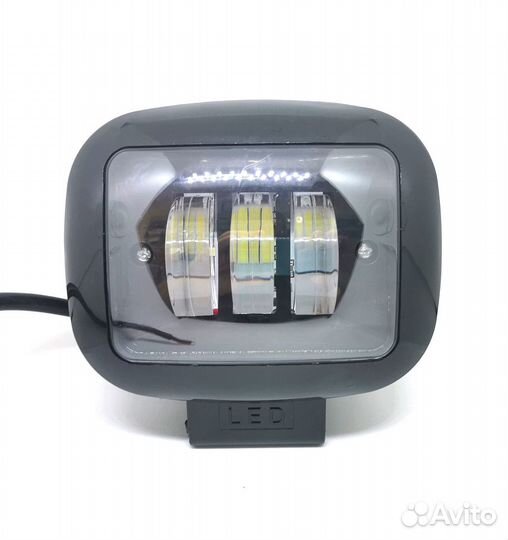Светодиодная фара 30 w (четкая граница) квадрат