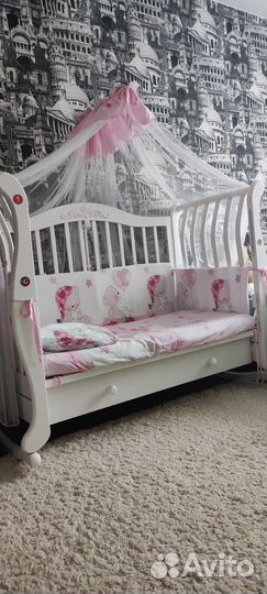 Кроватка детская + маятник