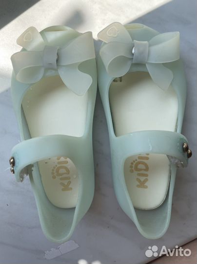 Босоножки для девочки 20 размер