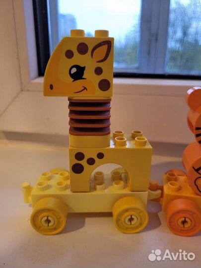 Lego duplo паровозик