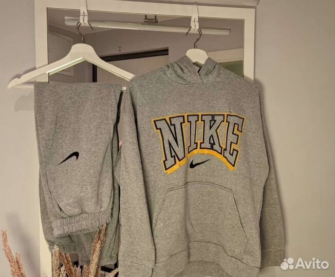 Спортивный костюм nike