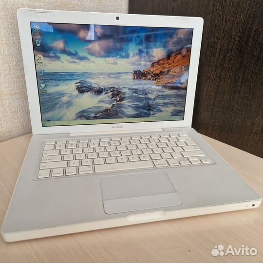 Apple MacBook 13