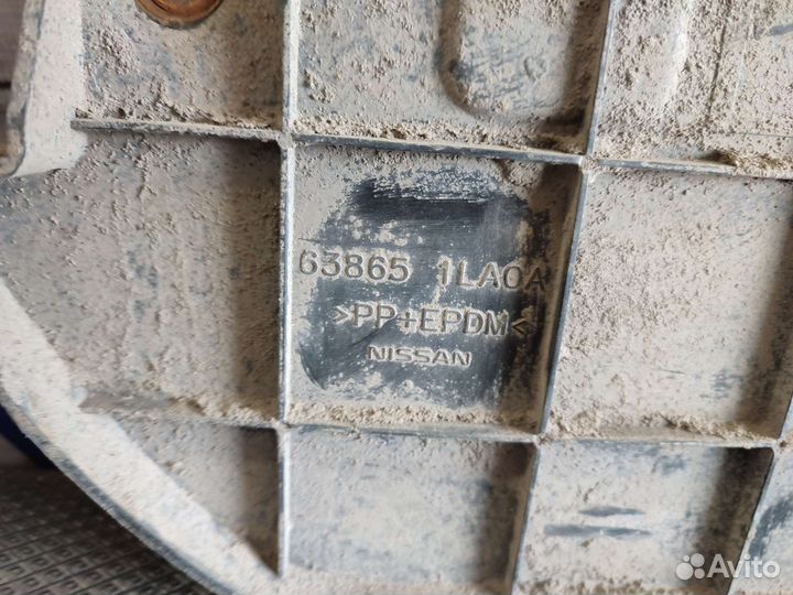 Брызговик передний левый Infiniti QX56 QX80