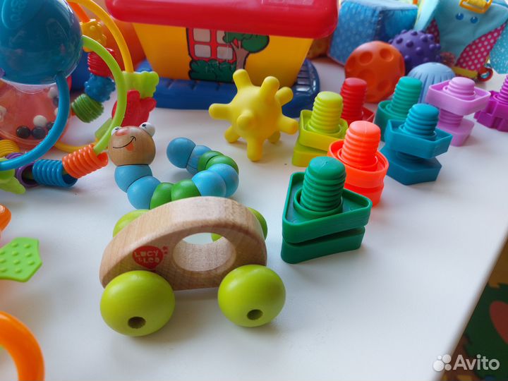 Детские развивающие игрушки пакетом