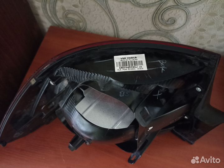 Задняя правая фара на volkswagen polo sedan