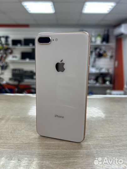 iPhone 8 Plus, 64 ГБ