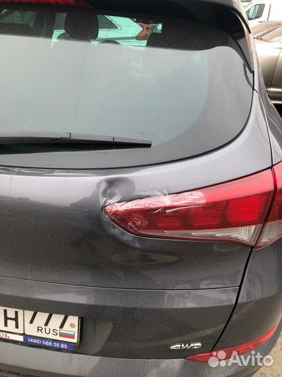 Hyundai Tucson 2016 крышка багажника (голая)