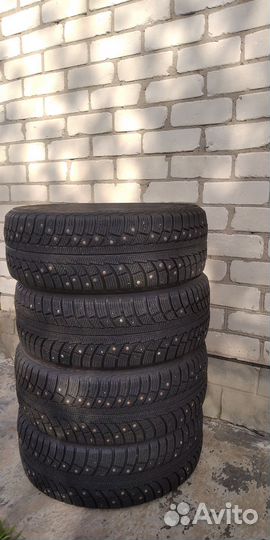 Formula Ice 215/55 R17 98T