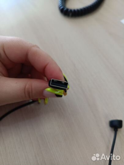 Зарядное устройство для часов Xiaomi mi band 5