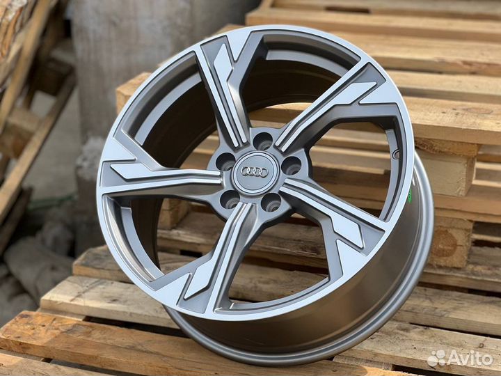Литые диски r17 для Audi A3/A4/A5