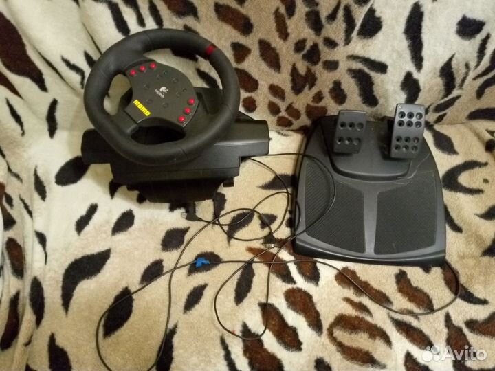 Logitech momo racing 900