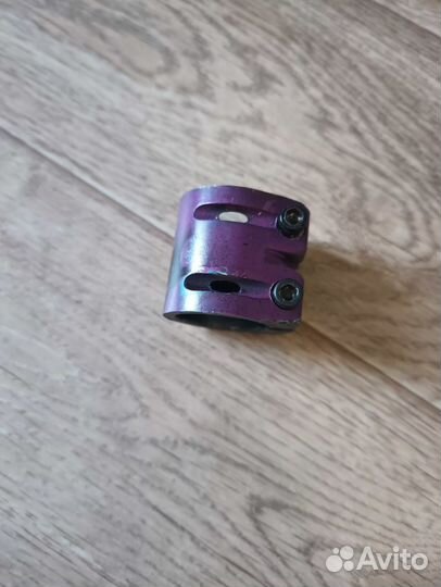 Зажим для трюкового самоката