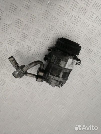 Компрессор кондиционера BMW X3 E83 2006 6905643