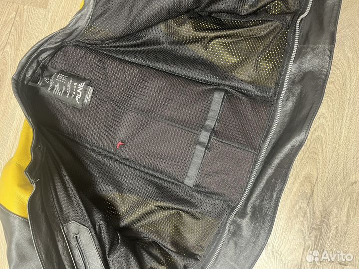 Мотокуртка 46