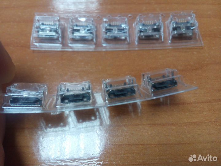 Гнездо micro usb,цена за 10 штук