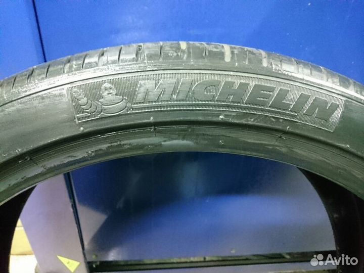 Michelin Pilot Sport 2 245/35 R21 96Y