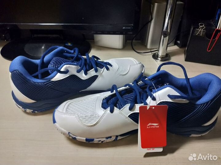 Кроссовки Asics