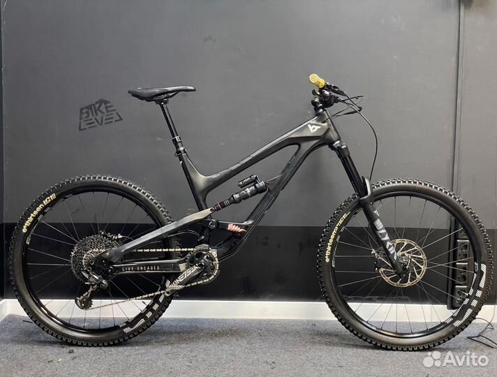 Carbon Enduro YT Capra Pro 27.5 2020
