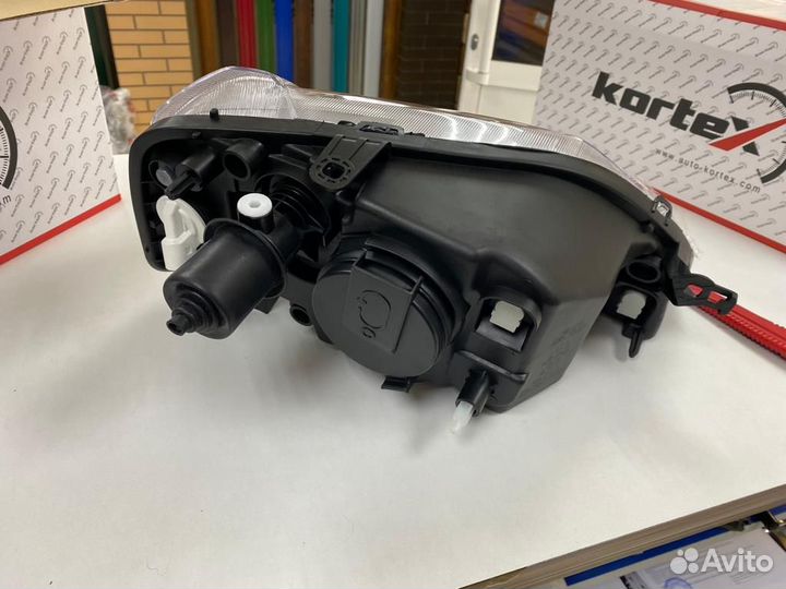 Фара Рено Логан с 05-08