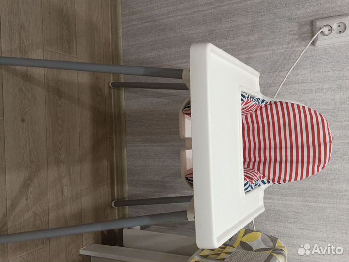 Стульчик для кормления IKEA
