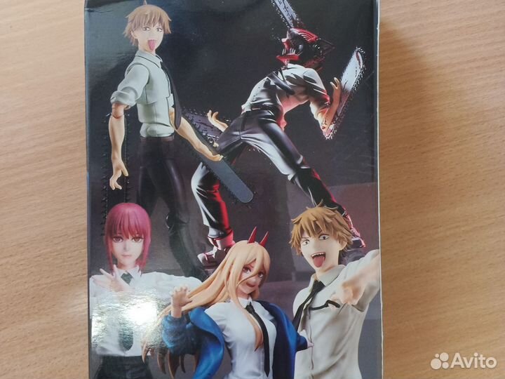 Аниме фигурка человек бензопила