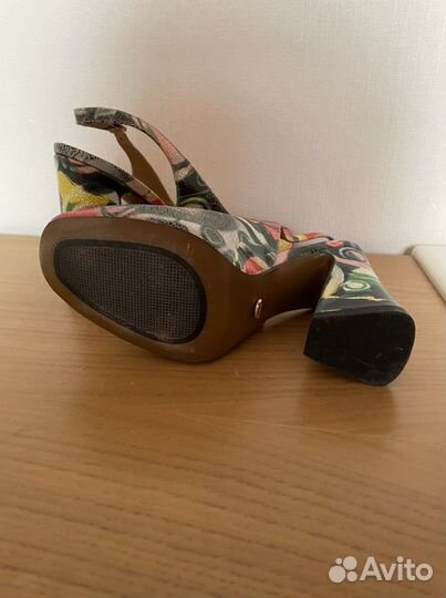 Туфли женские 35