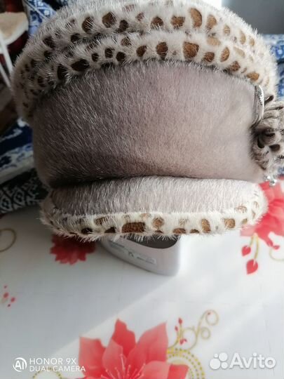 Шляпка женская зимняя