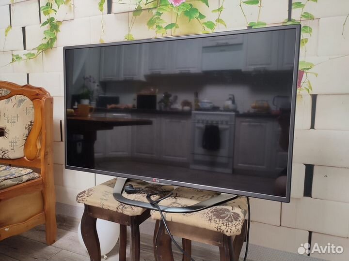 Телевизор SMART tv