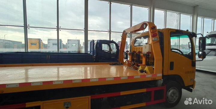 Эвакуатор Isuzu Elf, 2022