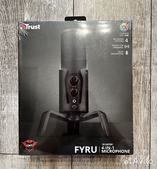 Студийный Микрофон Trust GXT 258 fyru (новый)