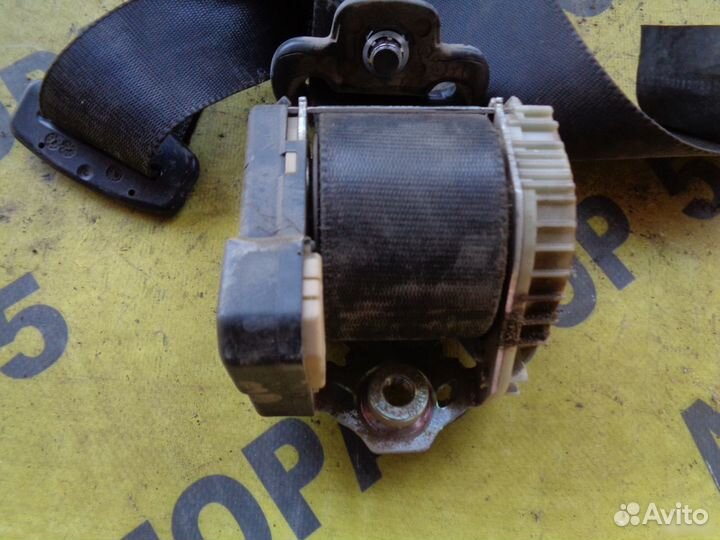 Ремень безопасности передний левый Ford Focus II