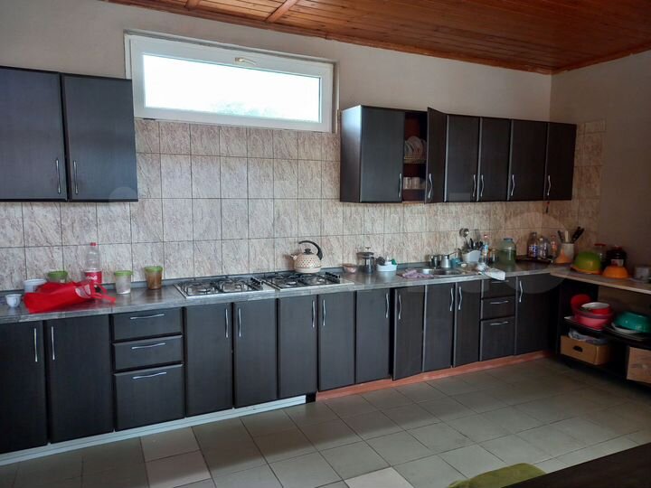 Комната 11 м² в > 9-к., 1/2 эт.