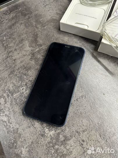 iPhone 12, 64 ГБ