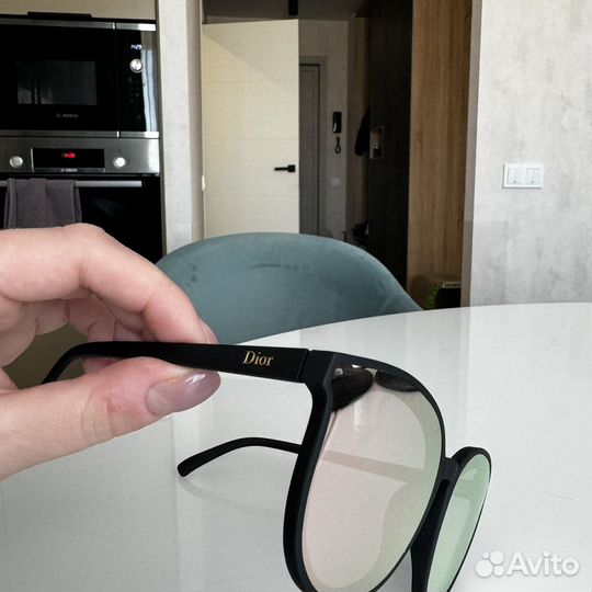 Солнцезащитные очки Dior