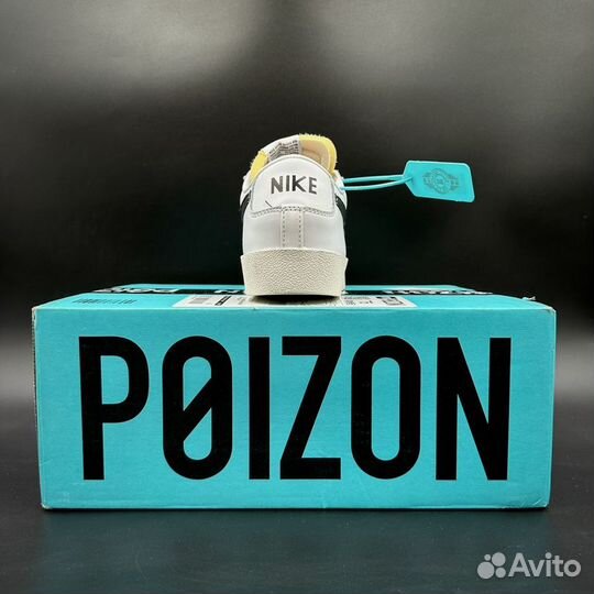 Кроссовки Nike blazer