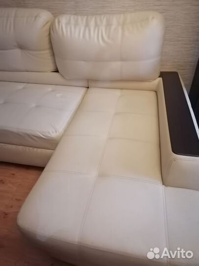 Угловой диван