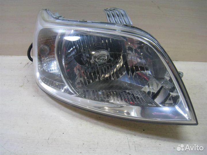Фара правая Chevrolet aveo T255 2010