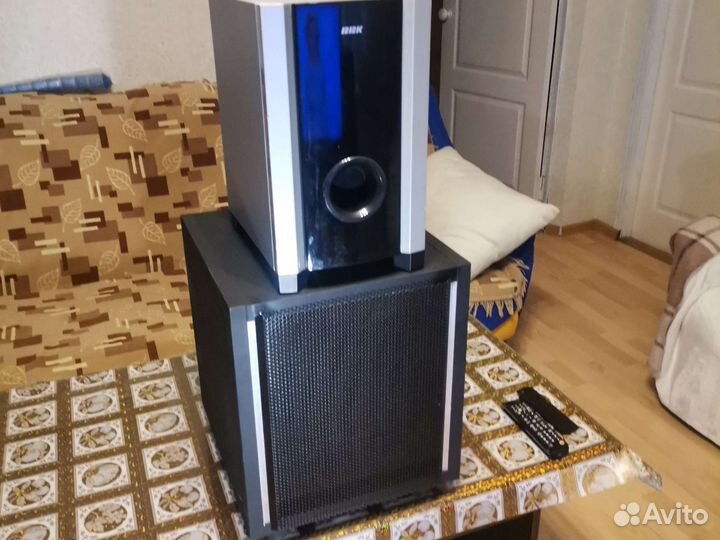 Акустические колонки большие